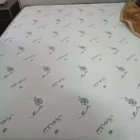 تشک رویال سالم وتمیز