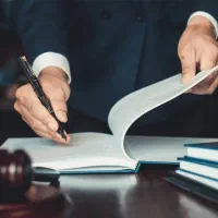 وکیل پایه یک دادگستری، حقوقی و کیفری، شمال شرق