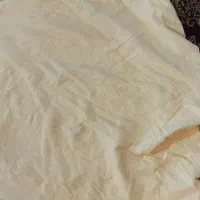 رو میز ناهار خوری