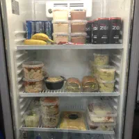 جذب نیرو خانوم برای بوفه باشگاه