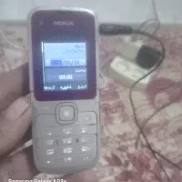 یک عدد گوشی نوکیا سالم