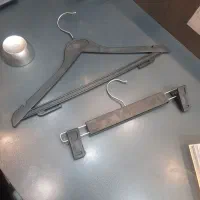 چوبکار شلواری و لباس