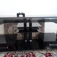 میزشیشه‌ای