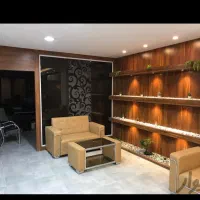 منشی خانوم در مطب زیبایی