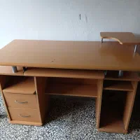 میز کامپیوتر