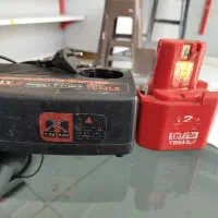 شارژر پیچ بند توسن