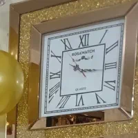 ساعت دیواری