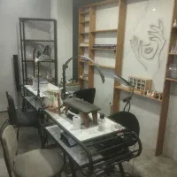 اجاره-سالن-آرایشگاه-با-وسایل