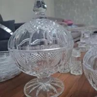 تعدادی شکلات خوری کریستال فرانسوی