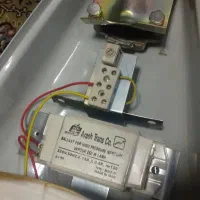 چراغ کله گاوی متوسط نو|لامپ و چراغ|همدان, |دیوار