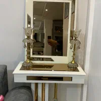 آینه و شمعدون