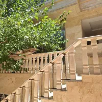 200-متر-4-خواب-مناسب-انبار-اداری-بدون-تابلو