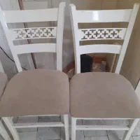 ۱۷ عدد صندلی چوبی تمیز
