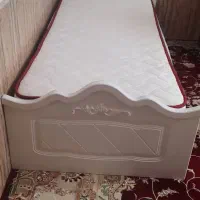 تخت و تشک ۱ نفره|تخت و سرویس خواب|آباده, |دیوار