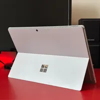 سرفیس ۶ surface