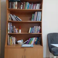 فروش کتابخانه و صندلی