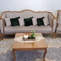 مبل فرانسوی هفت نفره و میز ناهارخوری چهار نفره