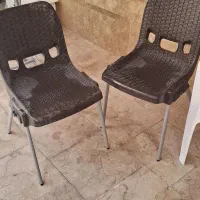 دو عدد صندلی پشت‌حصیری پایه فلزی