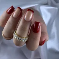 آموزش کاشت ناخن