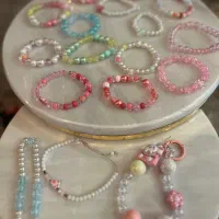 دستبند های رنگارنگ