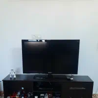 میزتلویزیون چوبی