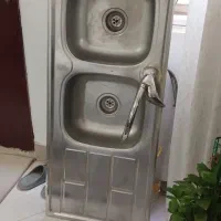 سینک با شیر