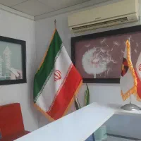 کارمند اداری خانم و منشی