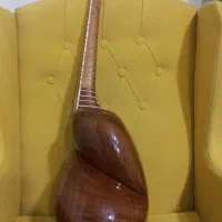 تار قدیمی سه مهر استاد چایچی|سازهای سنتی|همدان, |دیوار