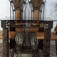میز ناهارخوری