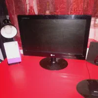 مانیتور۱۹LG|قطعات و لوازم جانبی رایانه|ری, علایین|دیوار