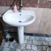 اینه کنسول آرایشگاه صندلی جک دار میز کاشت ناخن|آرایشگاه و سالنهای زیبایی|میاندوآب, |دیوار