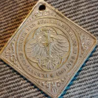 مدال قدیمی و سکه مبارک باد