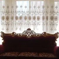 دو عدد مجسمه