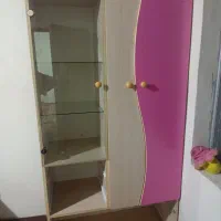 سلام یه کمد با قیمت خوب فقط ۸۰۰ لطفا پیام بدین فقط