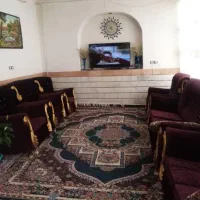 خانه با متراژ ۳۶۰ متر با تمام امتیازات برق وآب گاز|فروش خانه و ویلا|تیران, |دیوار