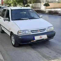 پراید سفید