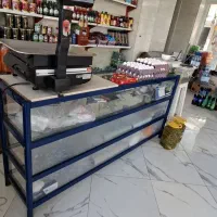 ویترین ۲متری شیشه ای