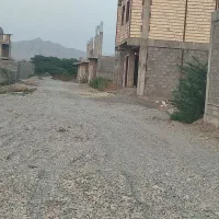 زمین حکیم نژاد