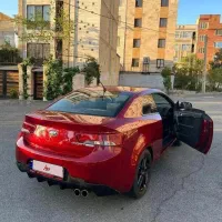 سراتو کوپه دو درب قرمز شرابی Redwine