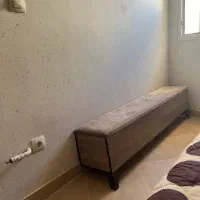 پاف نشیمن کنار تخت