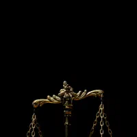 وکیل پایه یک دادگستری