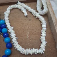 تعدادی گردنی مرواریدی وست گردنبد ودستبد