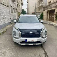 میتسوبیشی اوتلندر MLINE دو دیفرانسیل پلاک ملی 2023