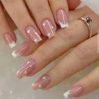 نیازمند چند مدل ناخن برای کاشت