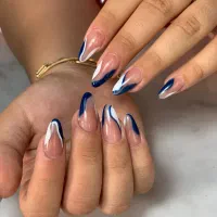 ارائه خدمات زیبایی ناخن در گلشهر