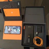 گوشی وان پلاس مک لارن