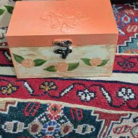 جعبه چوبی کوچک پتینه|صنایع دستی و سایر لوازم تزئینی|بندر ماهشهر, |دیوار