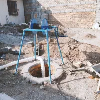 چاه ،،کنده کاری لوله اب
