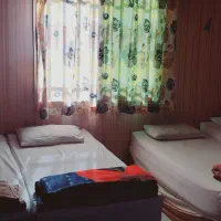 خانه دار خانم سوئیت آپارتمان