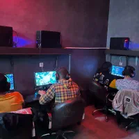 وسایل و تجهیزات گیم نت